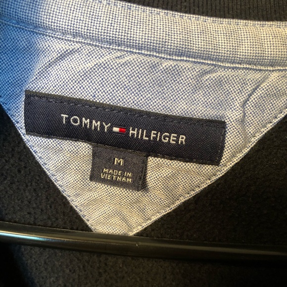 🔌TOMMY HILFIGER HALF ZIP SWEATSHIRT🔌 - Picture 3 of 3